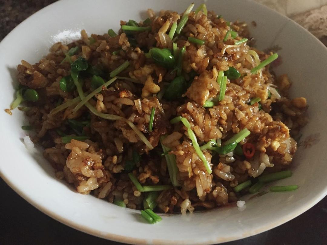 酱油炒饭(超级简单)