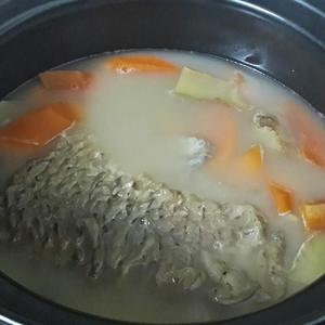 番木瓜眉豆煲鲩鱼尾汤的做法 步骤4