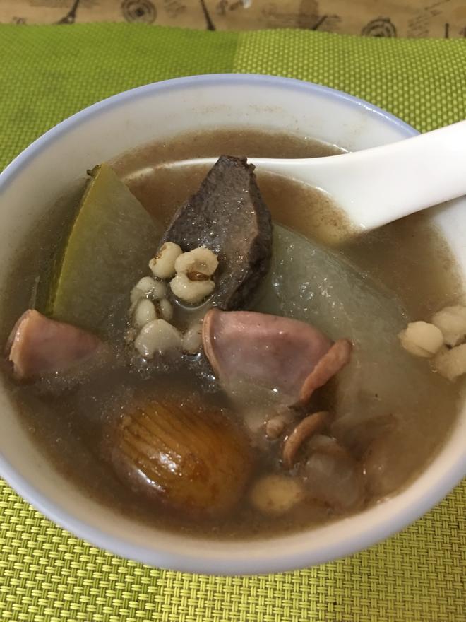 冬瓜薏米蜜枣猪横脷粉肠汤的做法