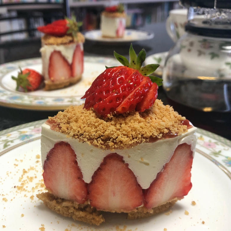 心形草莓慕斯蛋糕