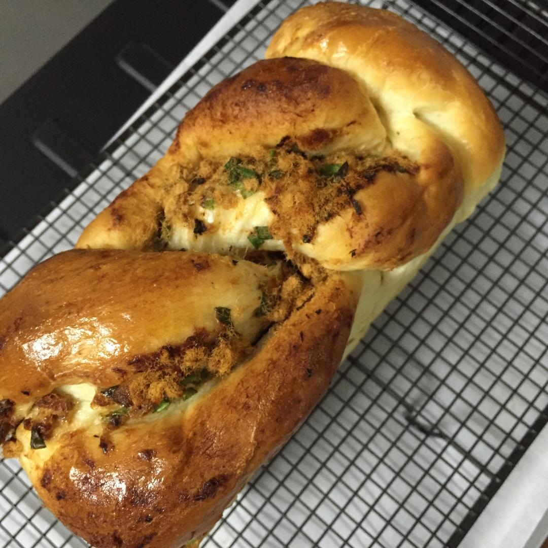 香葱肉松手撕吐司