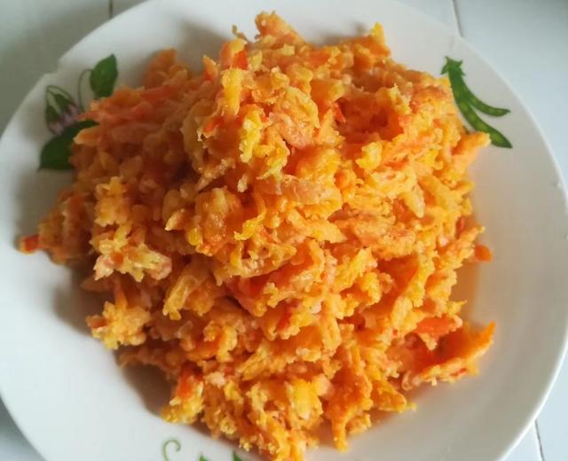 粉蒸红萝卜丝的做法