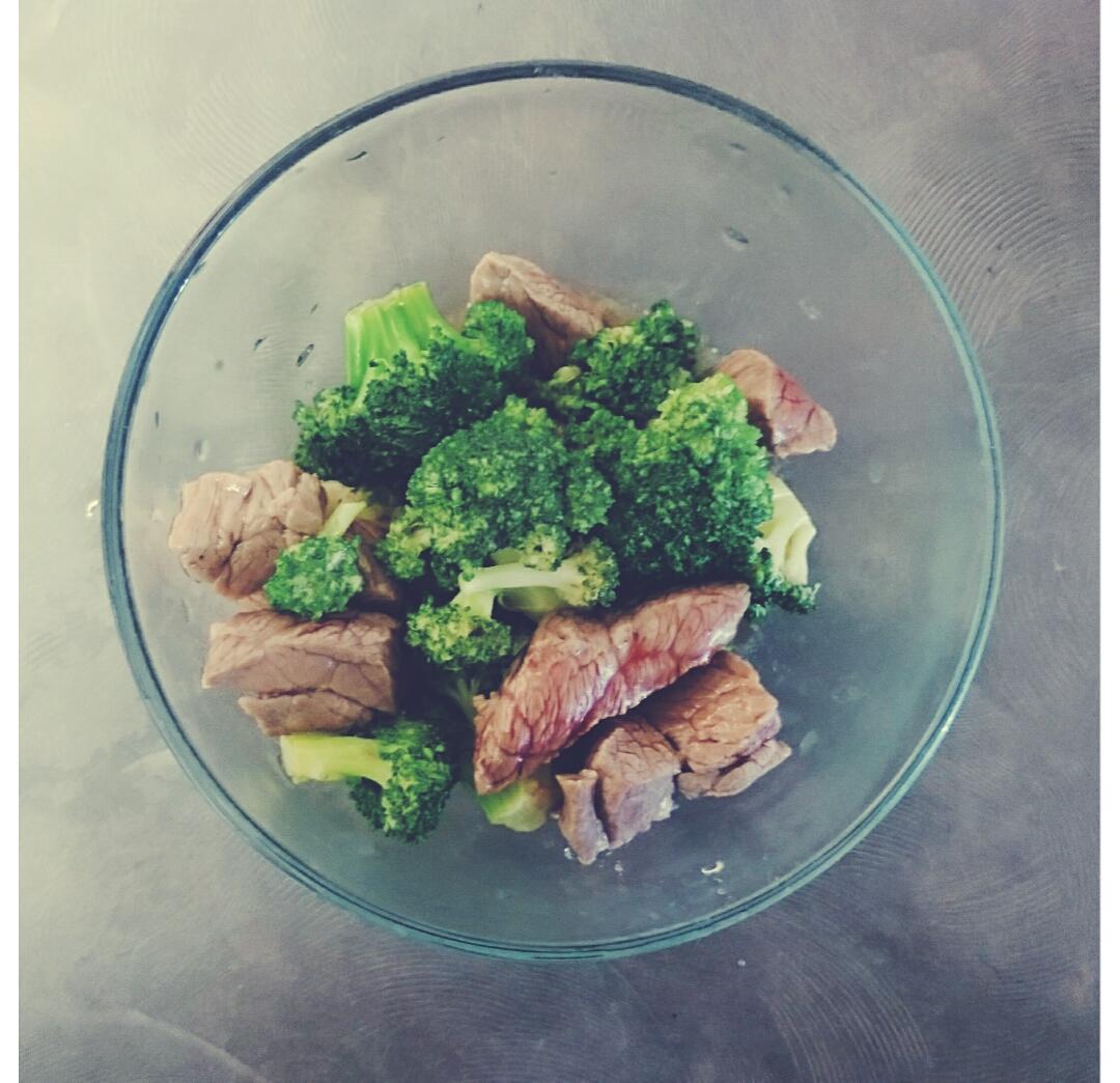 西兰花炒牛肉