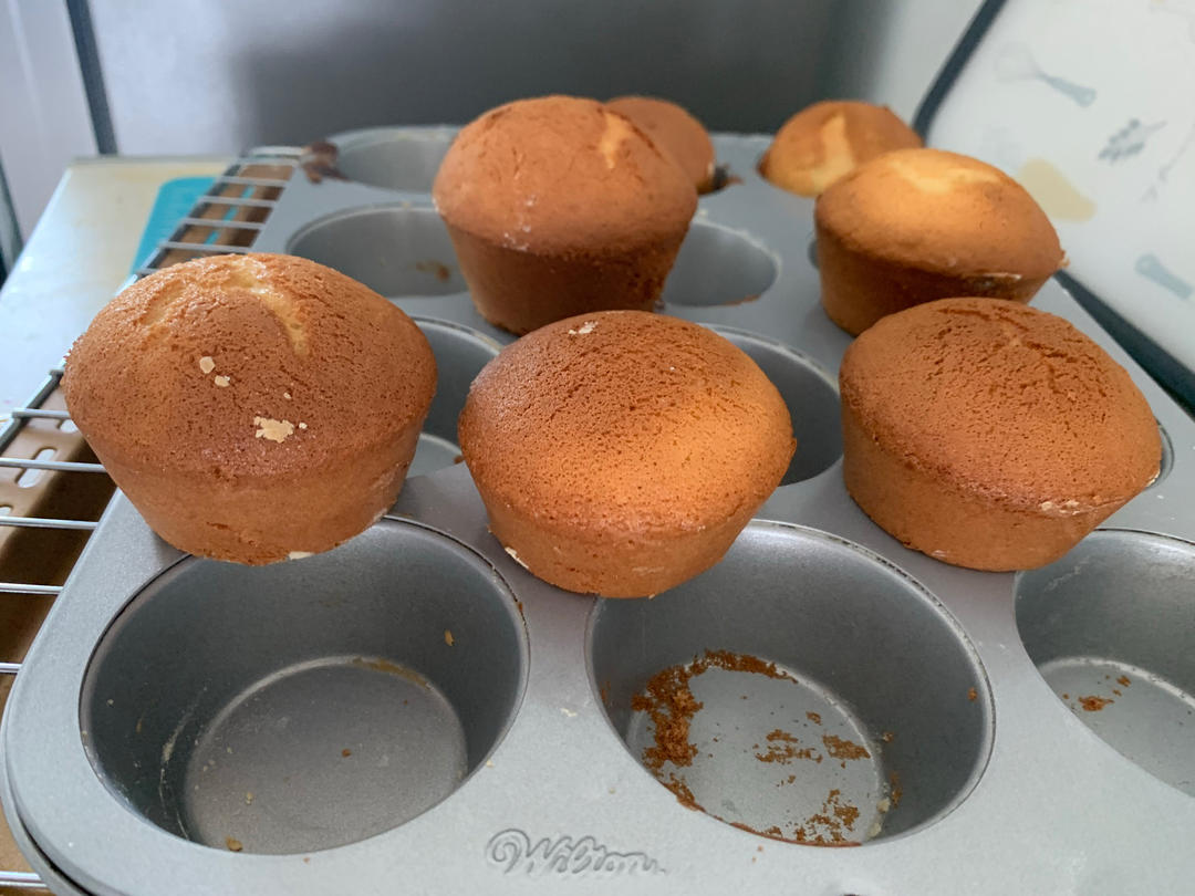 老式脆皮蛋糕