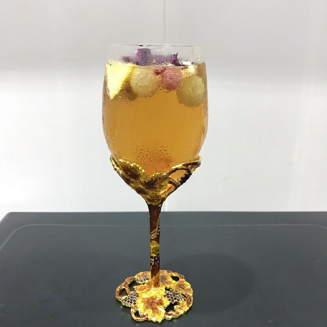 自制葡萄冻鸡尾酒