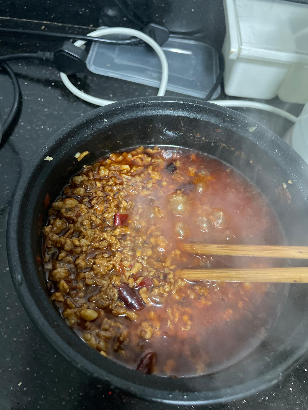 好吃到哭的肉臊子面