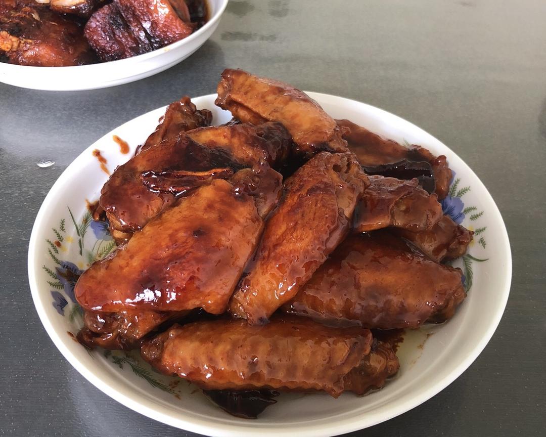 老妈牌红烧鸡翅的做法