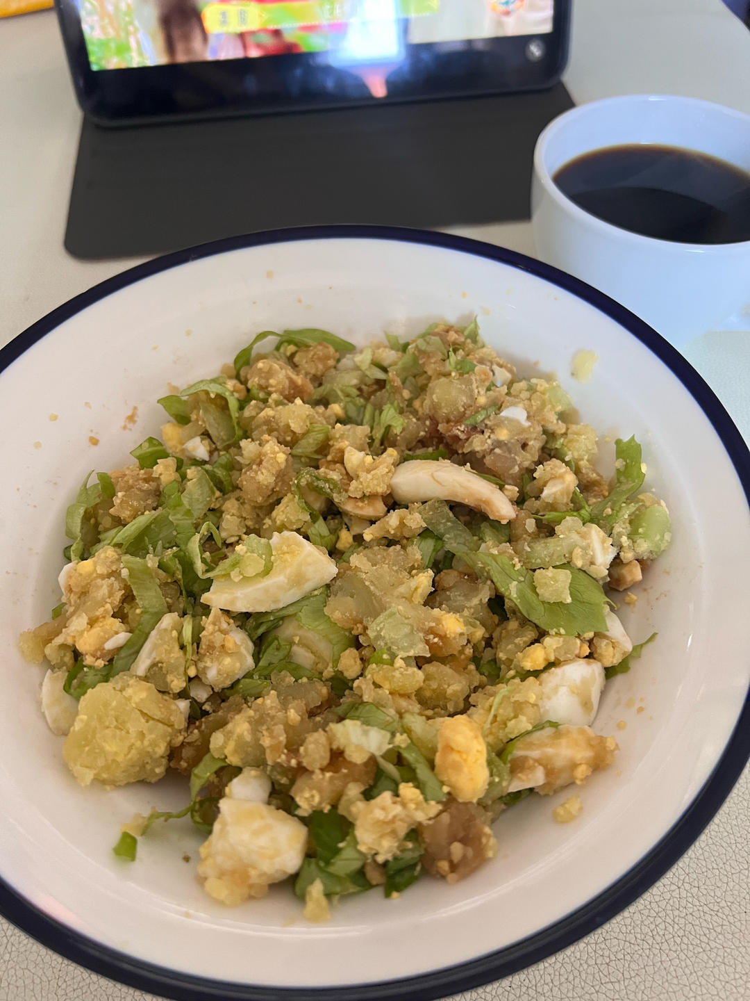 土豆鸡蛋生菜沙拉