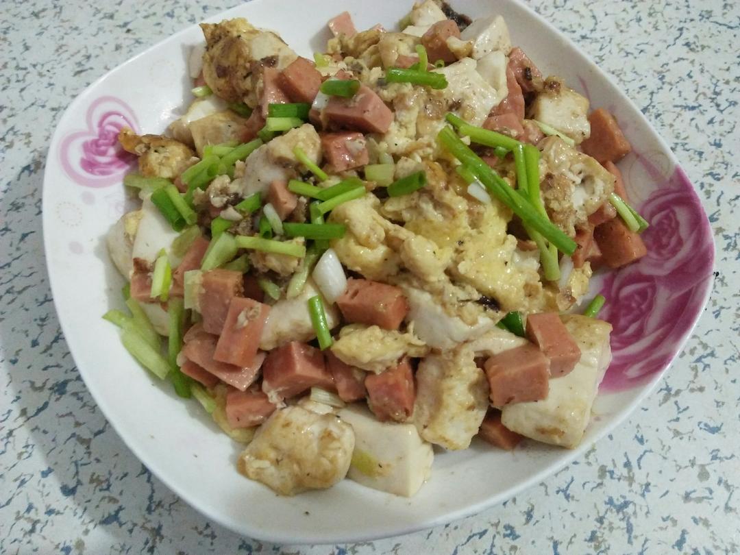 蛋包豆腐丁