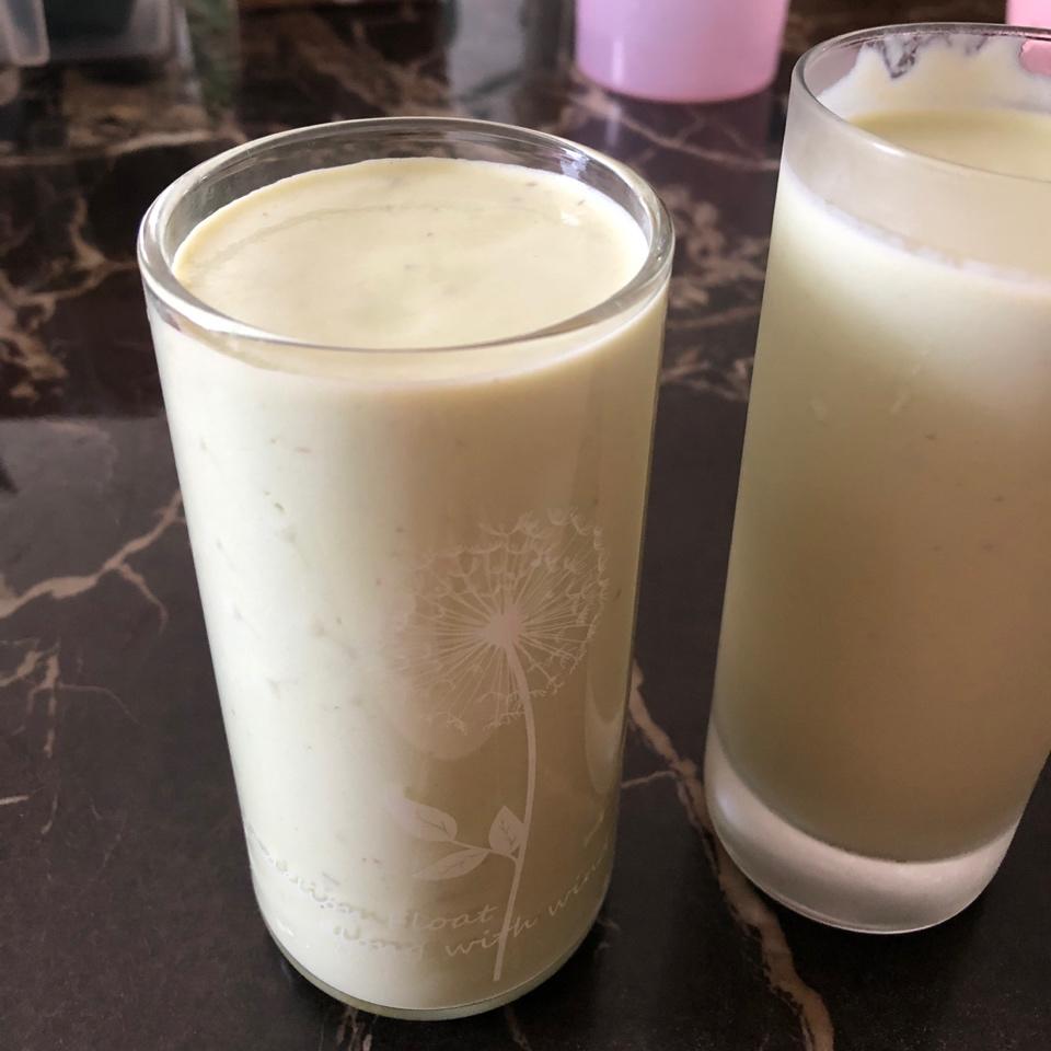 牛油果香蕉奶昔