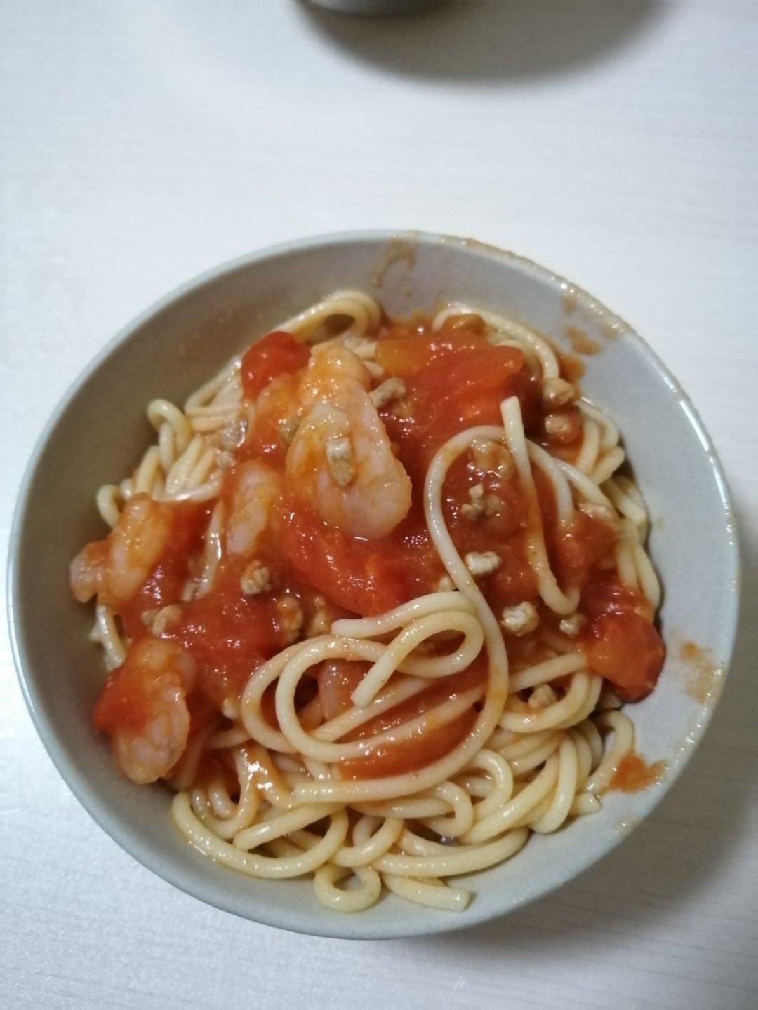 虾仁蕃茄意大利面