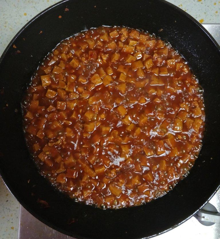 米线精髓之豆干肉酱