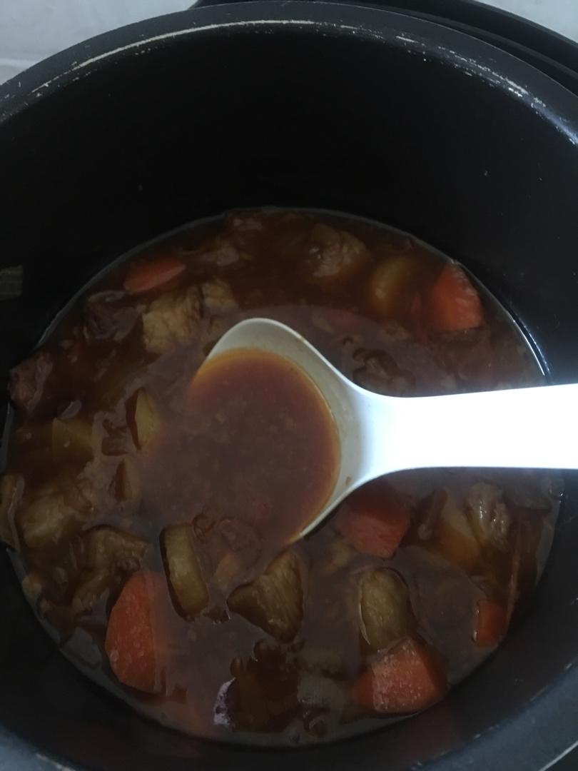 番茄土豆炖牛腩