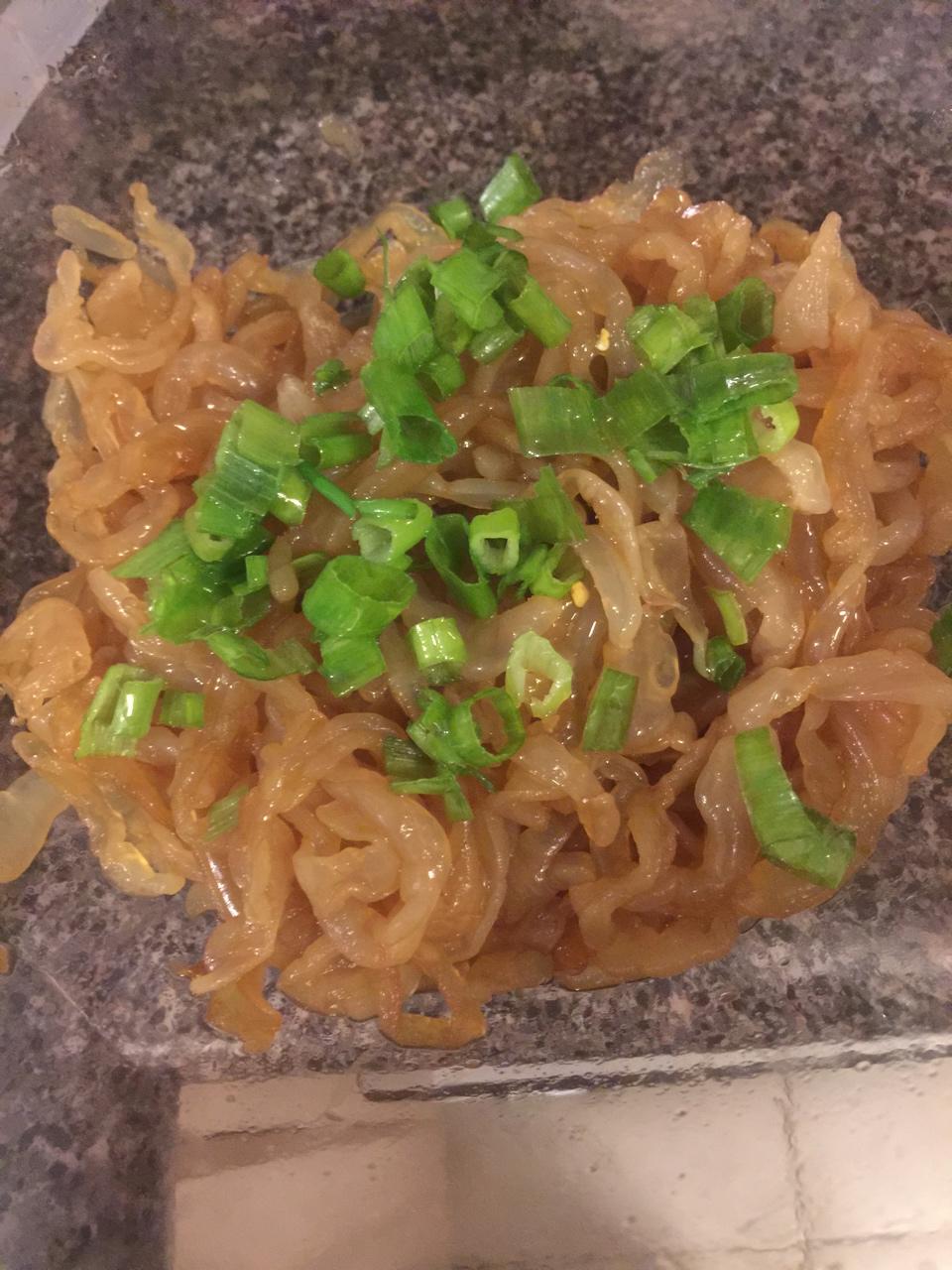 凉拌海蜇