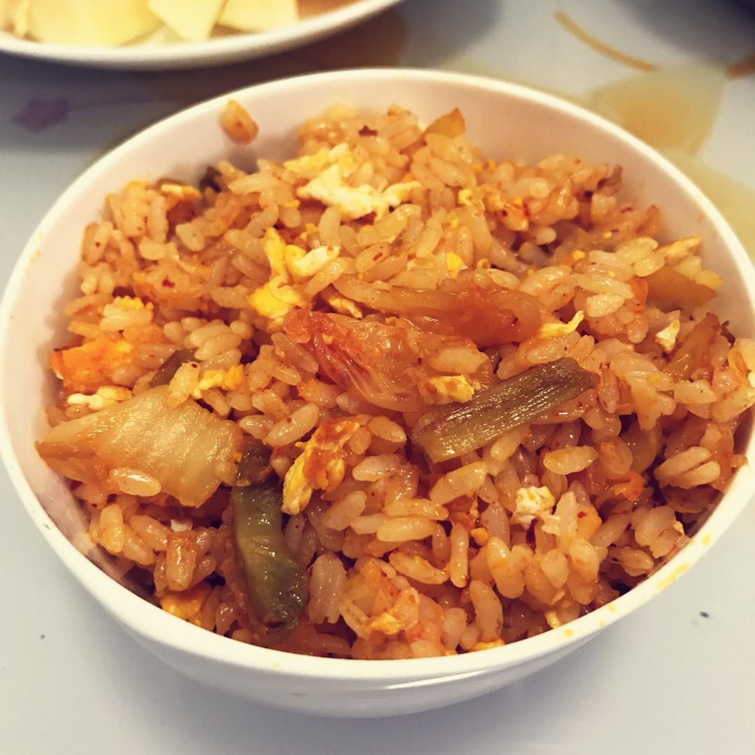辣白菜炒饭