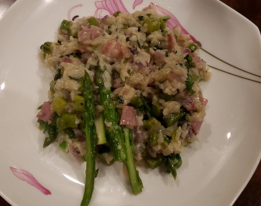 嫩煎扇贝配意式芦笋炖饭 pan seared scallops with asparagus risotto