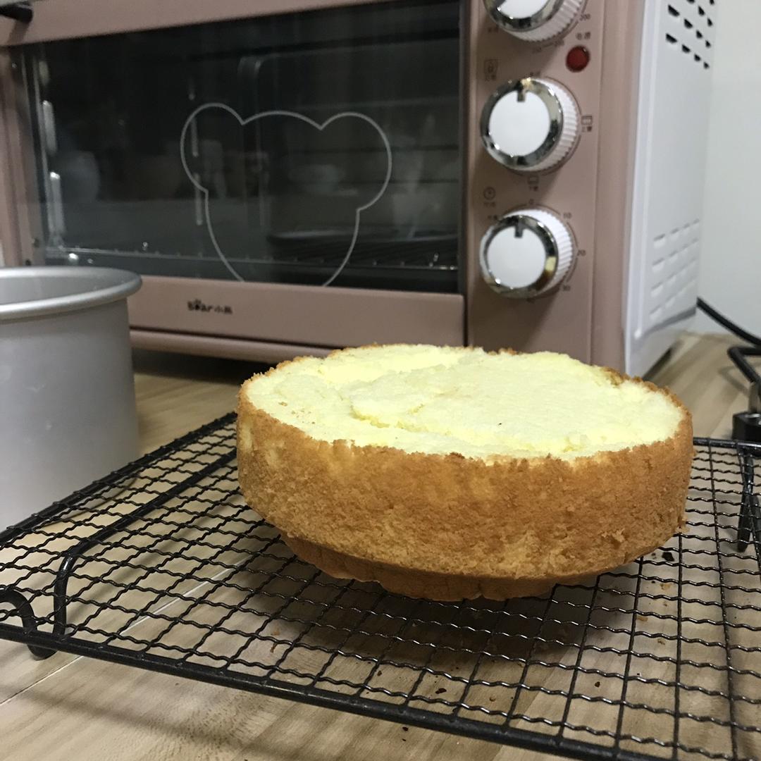 低糖、不消泡、长得高的经典方子——戚风蛋糕