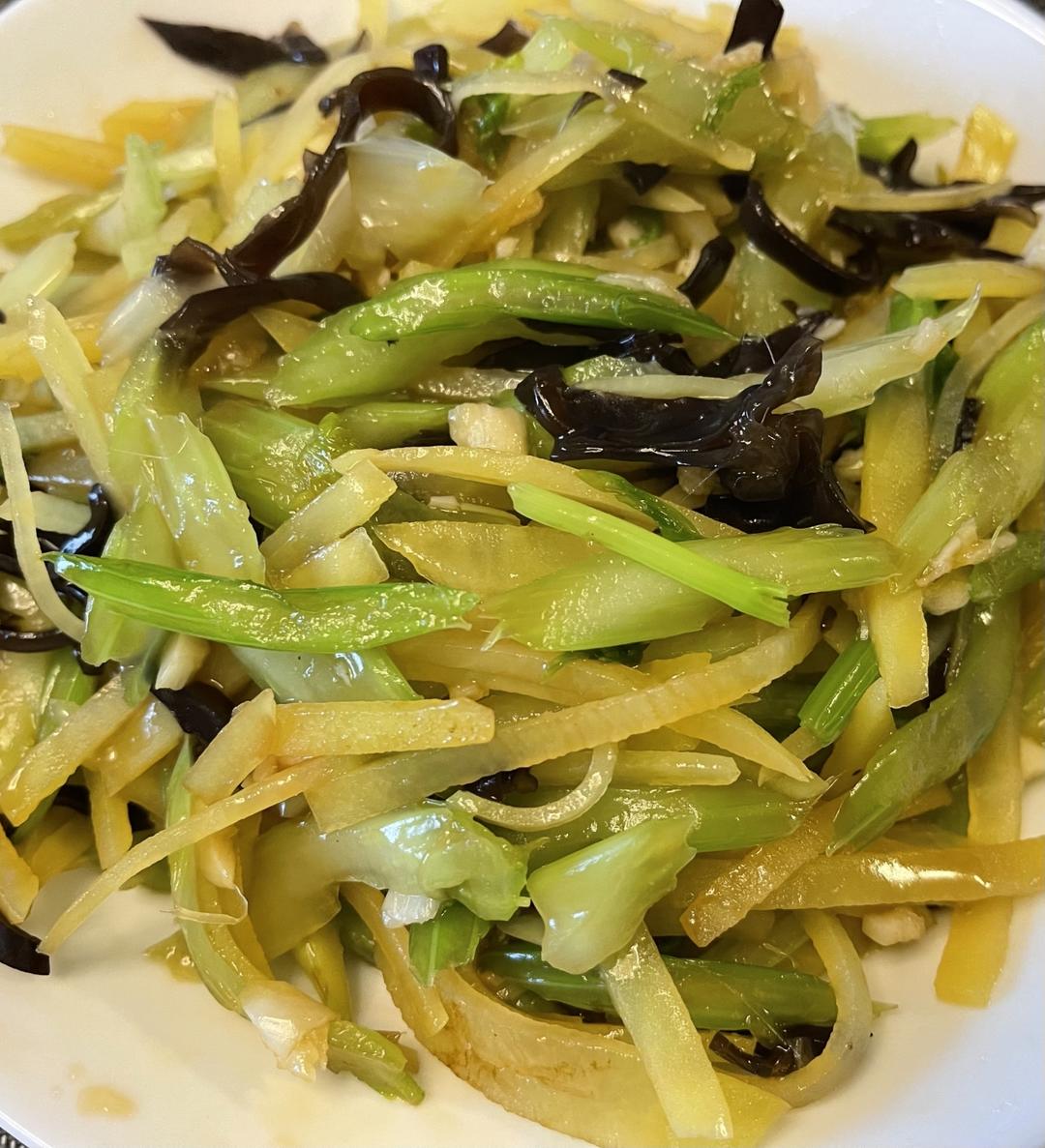 芹菜炒土豆丝