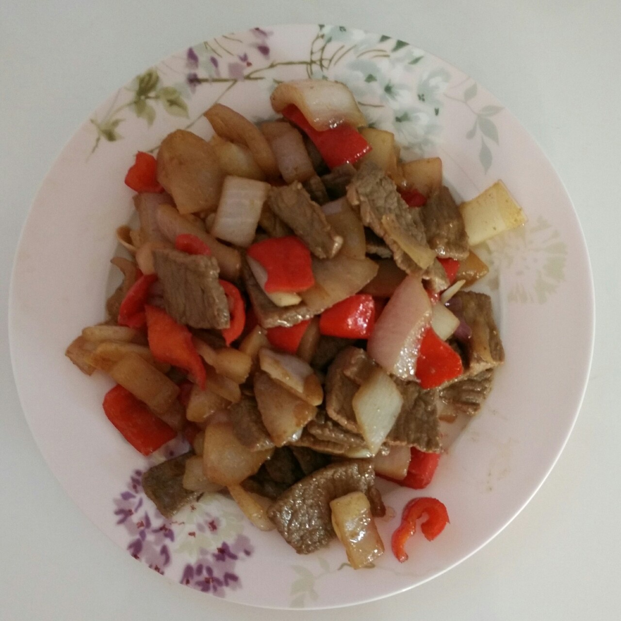 孜然洋葱炒牛肉粒