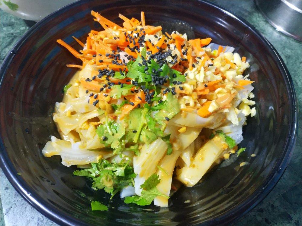 澄面（小麦淀粉）凉皮