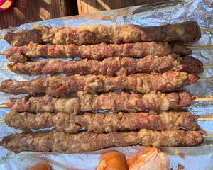 秘制烧烤腌料 — 牛肉串的做法 步骤3