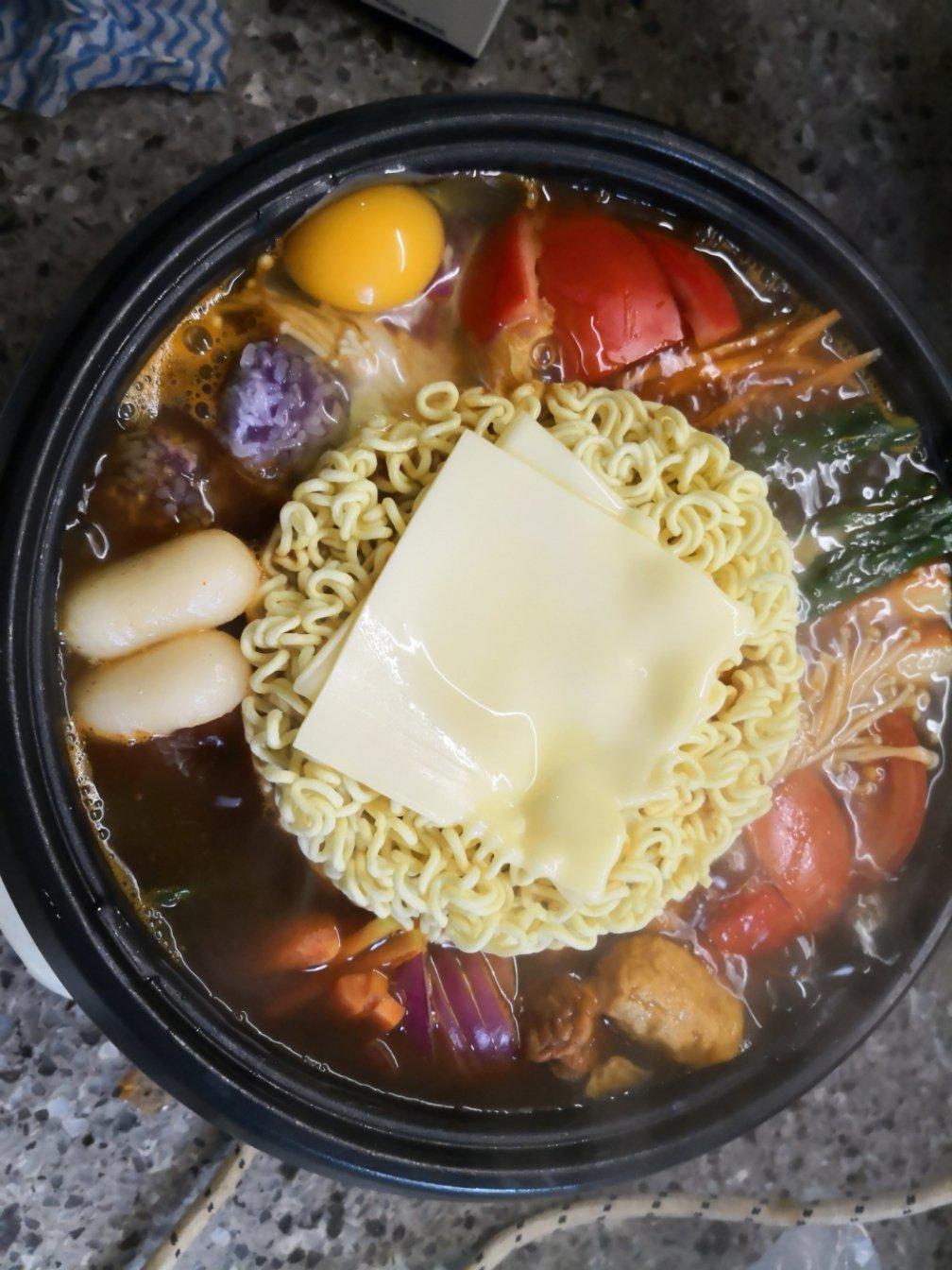 韩国芝士部队火锅