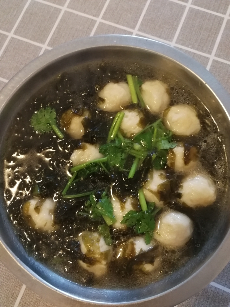 紫菜鱼丸汤的做法