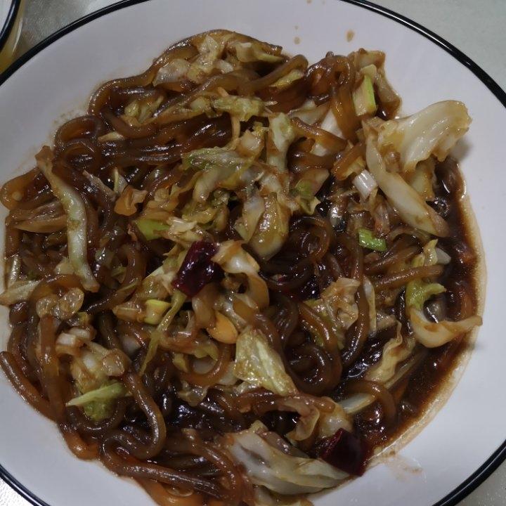 包菜炒粉丝