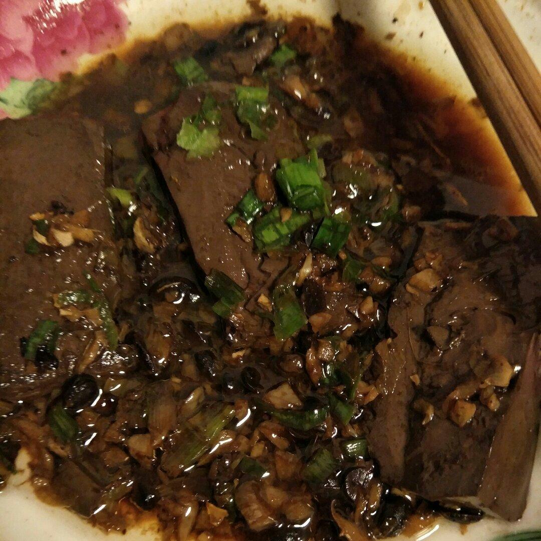 香蒜烧鸭血