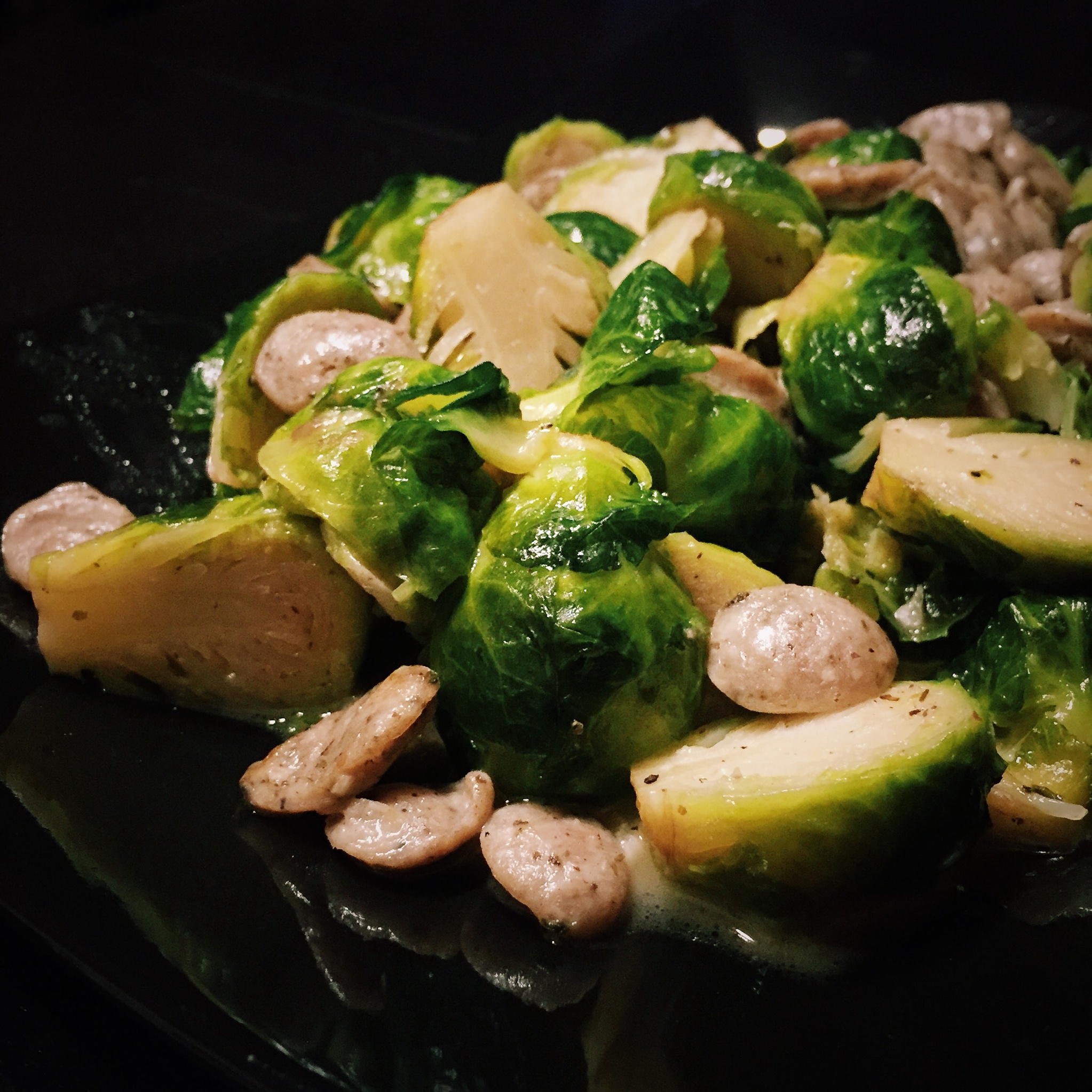 培根炒孢子甘蓝