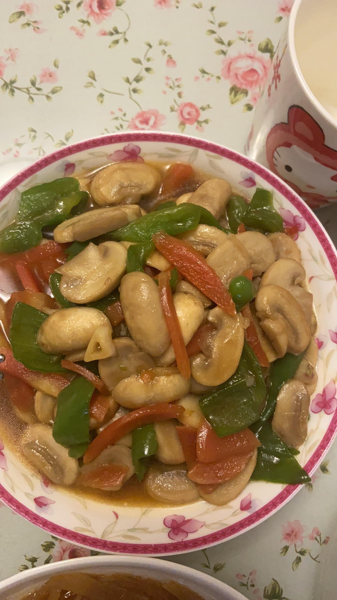 素炒鲜口蘑（白蘑菇），快手家常菜