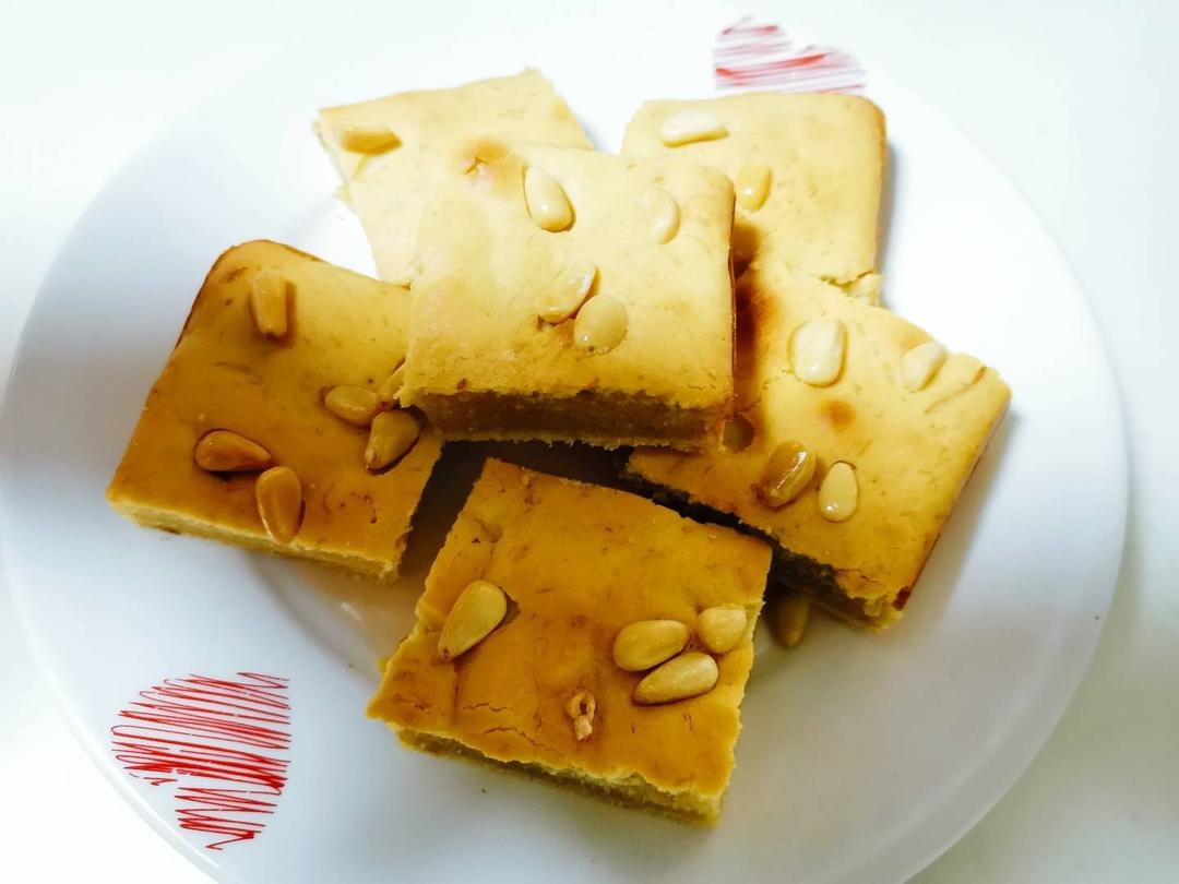 简简单单的香蕉核桃蛋糕（很香很香的咧）