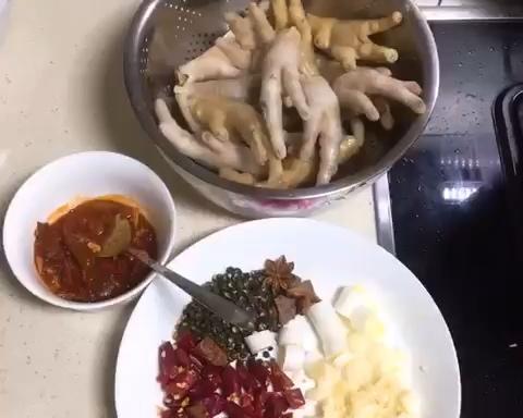 芋儿降龙爪爪--麻辣鲜香的做法