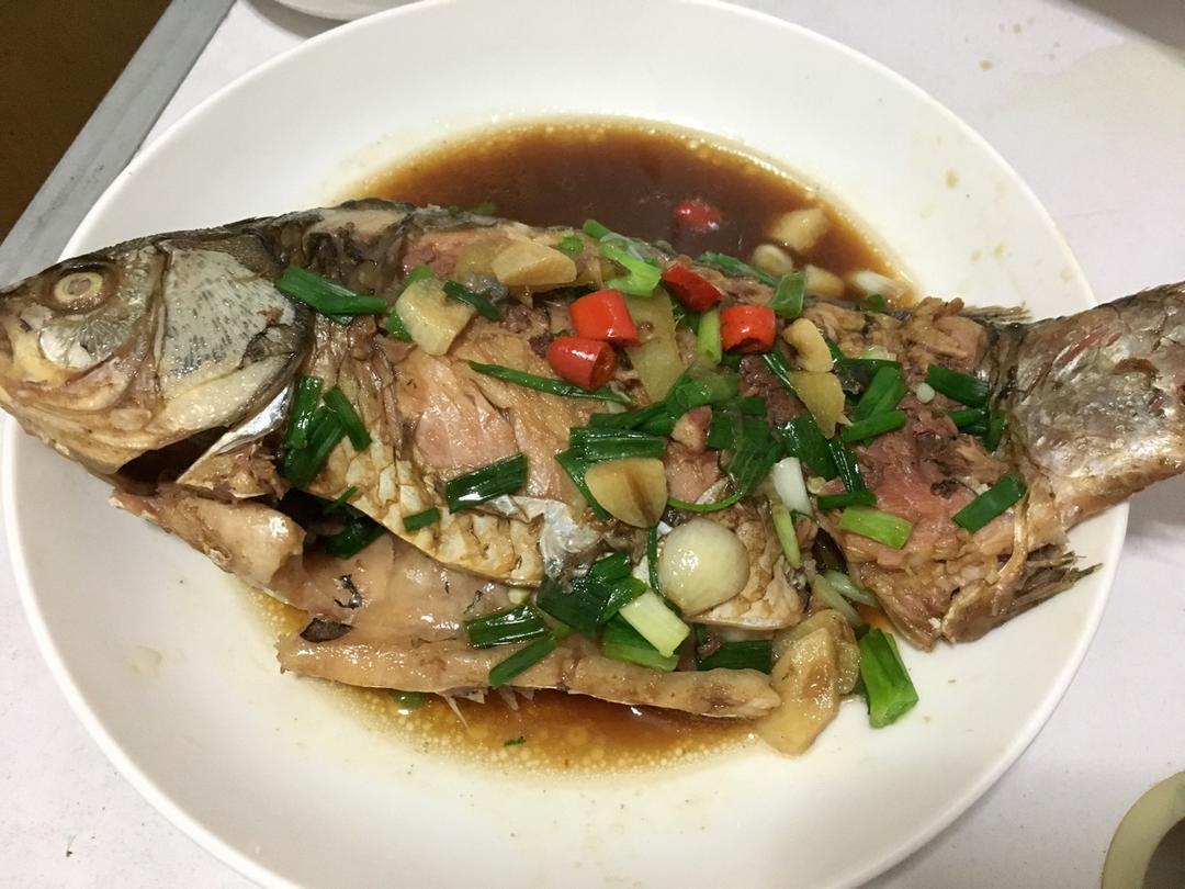 红烧鲫鱼