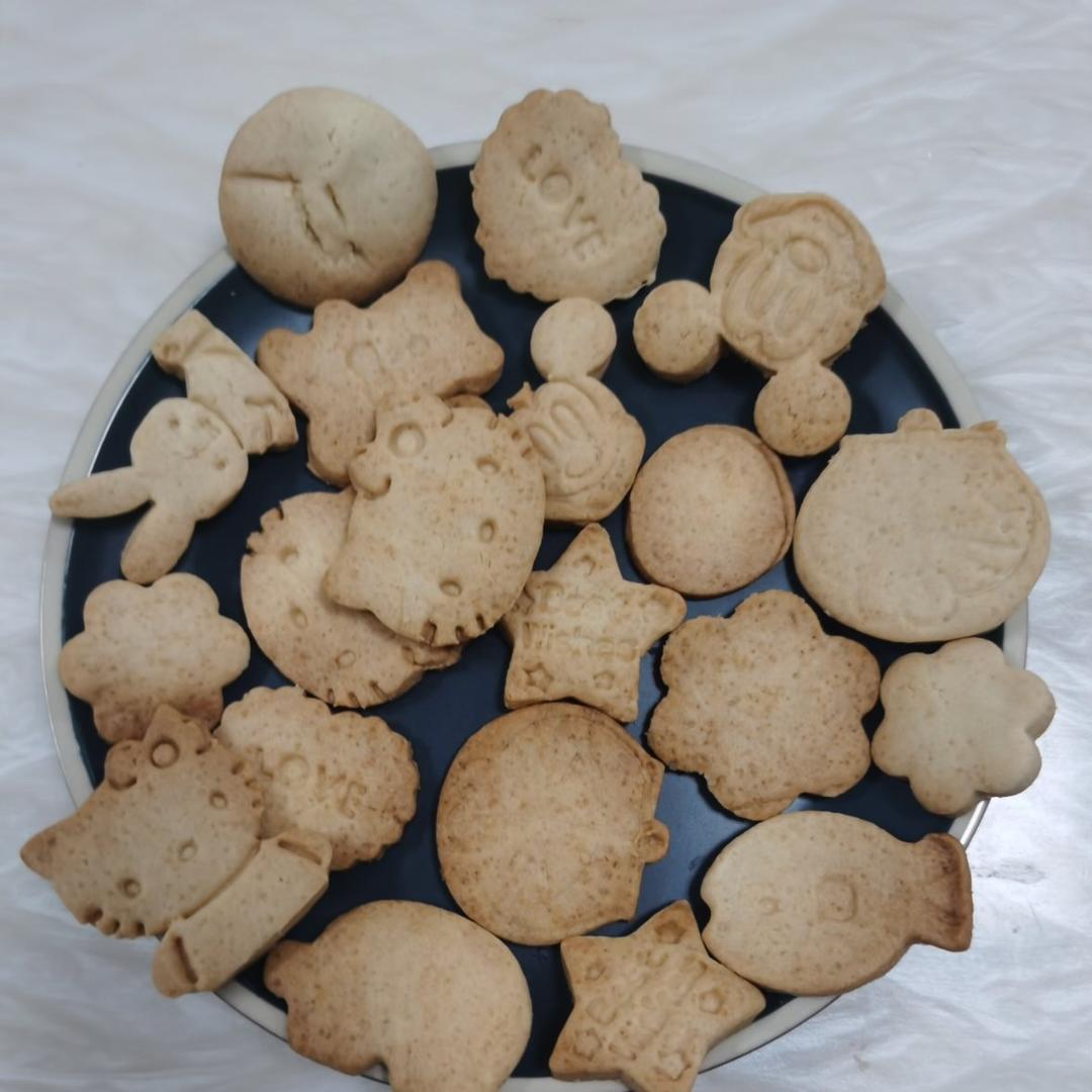 小朋友们超爱的卡通小饼干