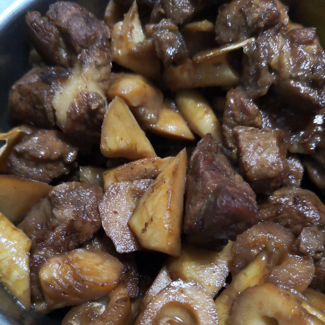 春笋红烧肉