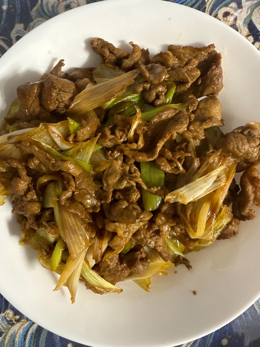 【嗷呜】老北京葱爆羊肉