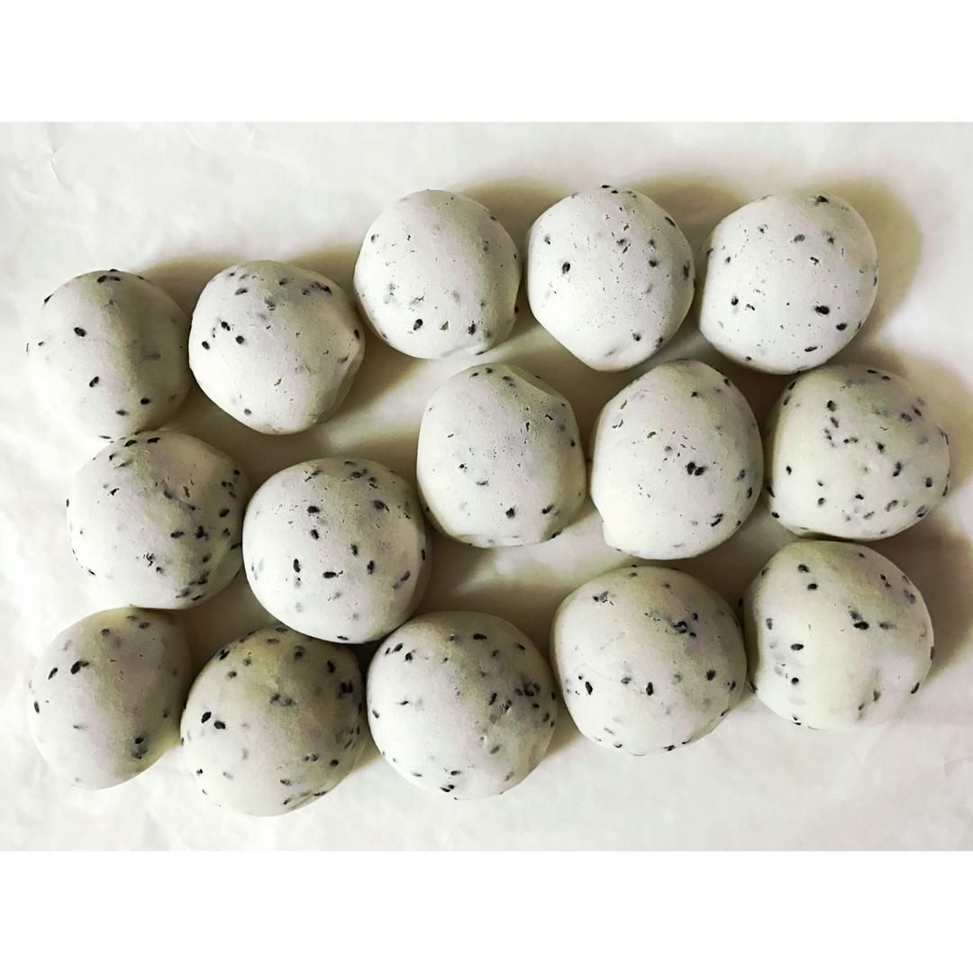 黑芝麻麻薯面包