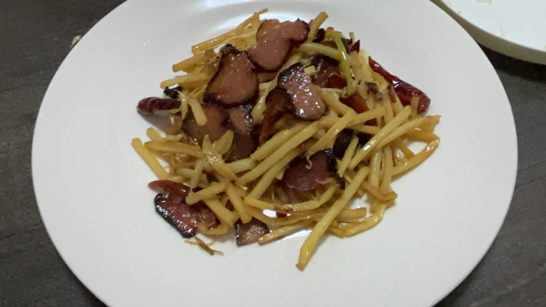 腊肉笋丝