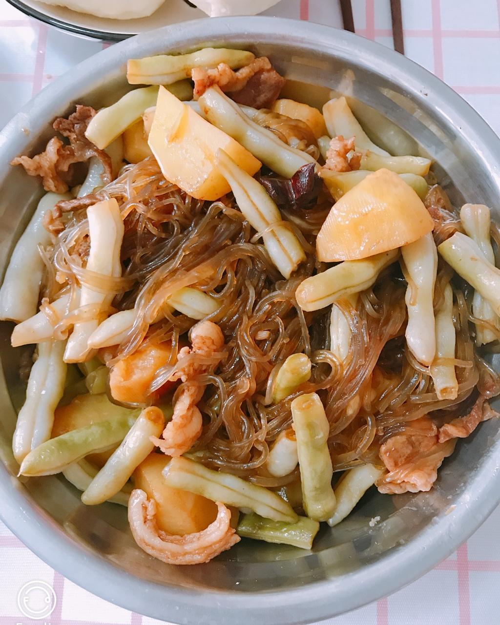 猪肉芸豆炖土豆