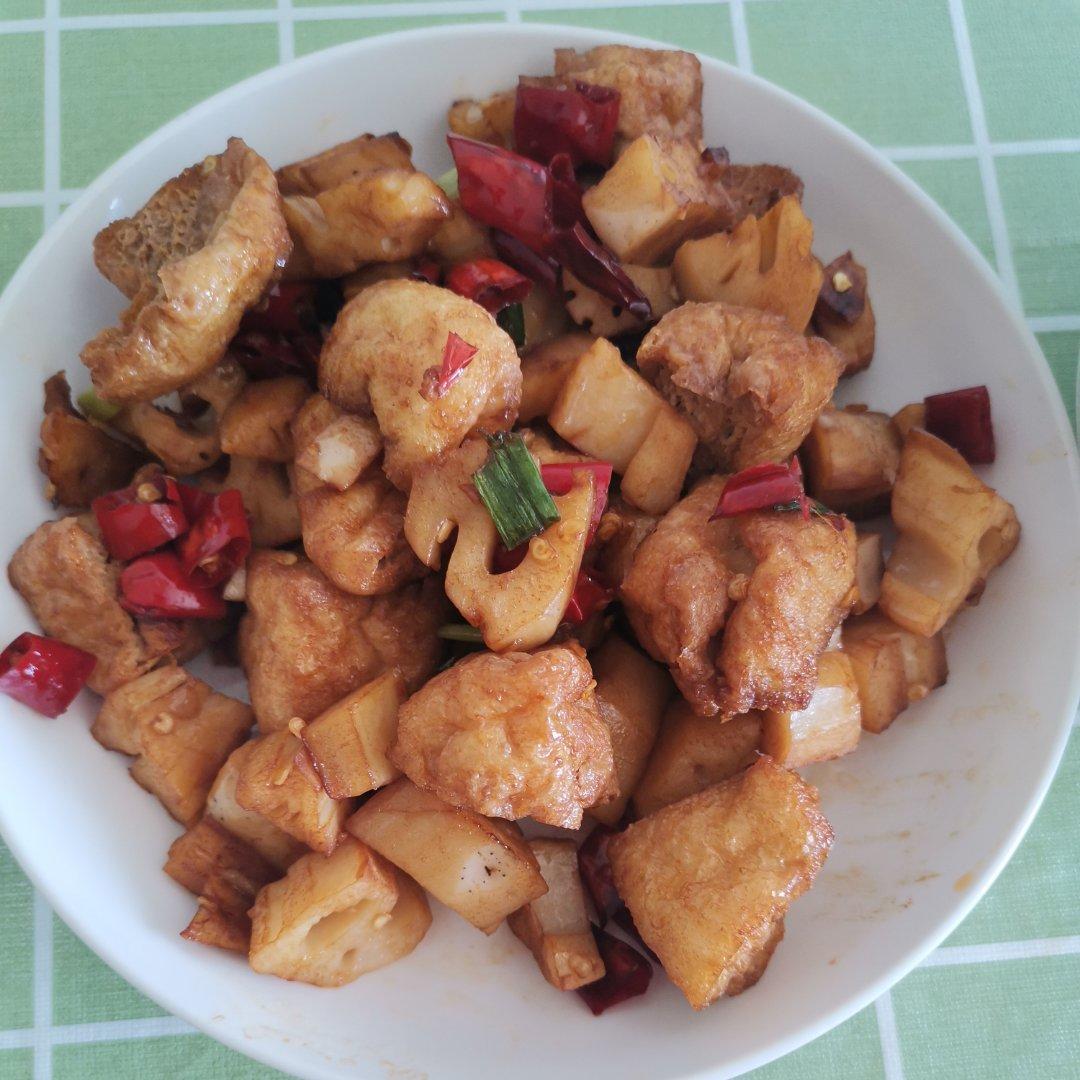 家常快手菜小炒藕丁真香