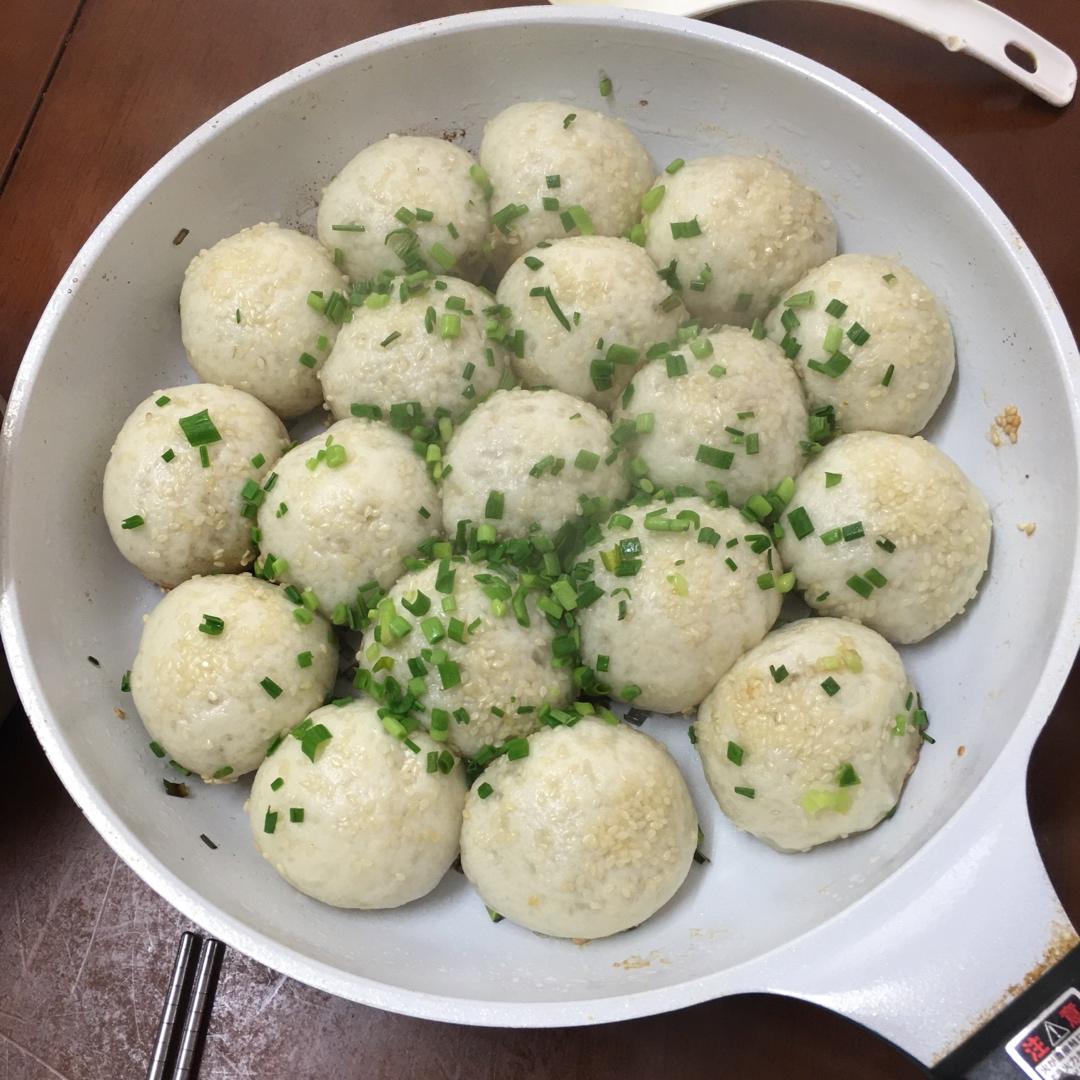 暄软生煎馒头 少油脆底 冷了一样好吃