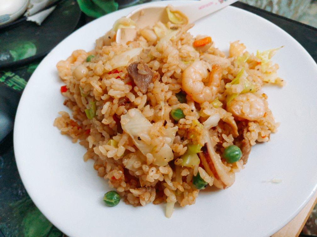 中式海鲜饭