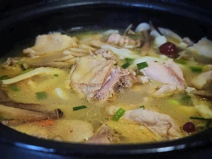 土鸡汤