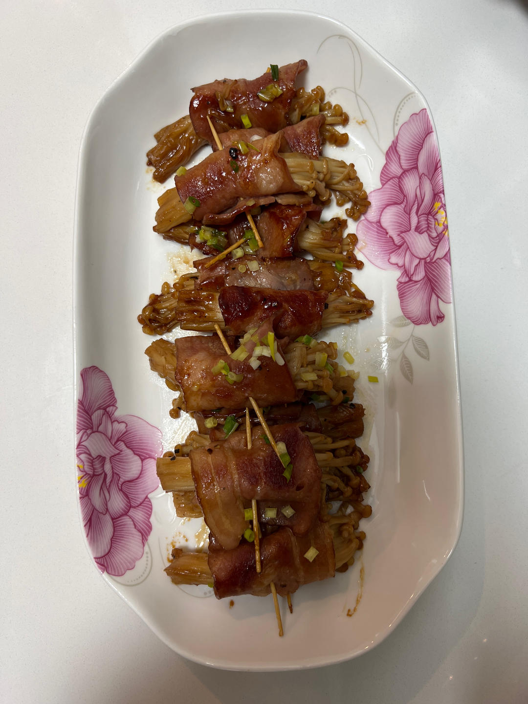 快手十分钟【金针菇培根卷】