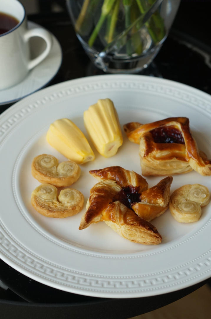 基础千层酥皮做法--附果酱酥、风车酥、蝴蝶酥和羊角酥整形