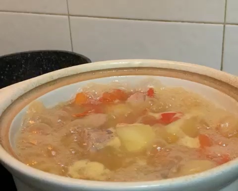 番茄土豆排骨汤的做法 步骤1