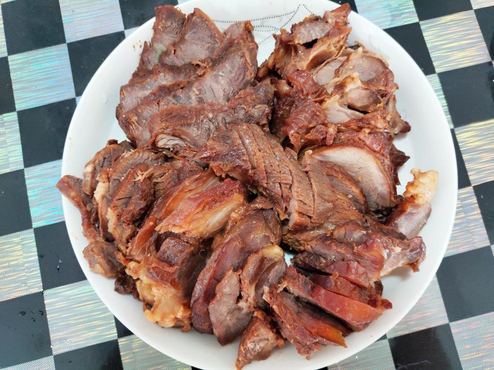 【酱牛肉】老阿姨秘制酱牛肉，有味道又省时！