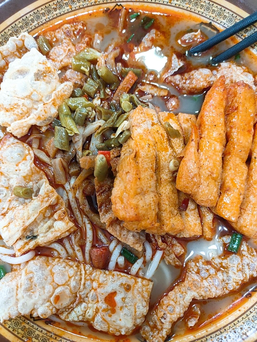 杂烩｜汤底+蘸料:)