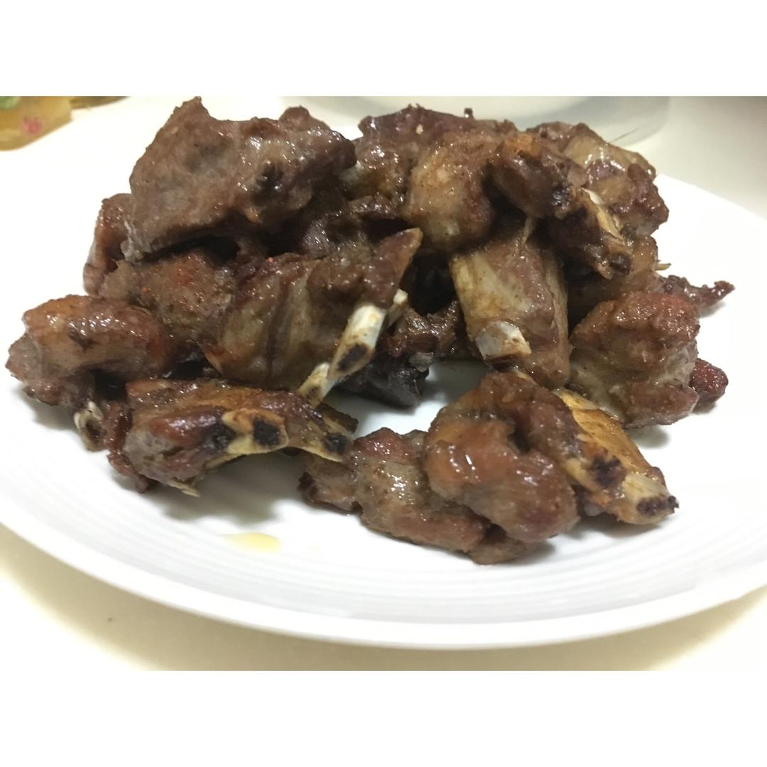 大冬天来份极具诱惑的烤羊排